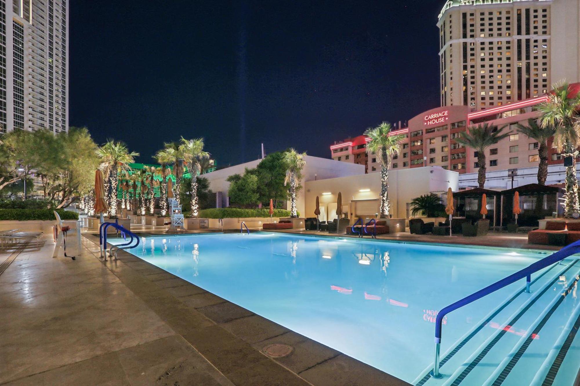 Mgm Signature Deluxe Balcony Strip View Suite Las Vegas Bagian luar foto