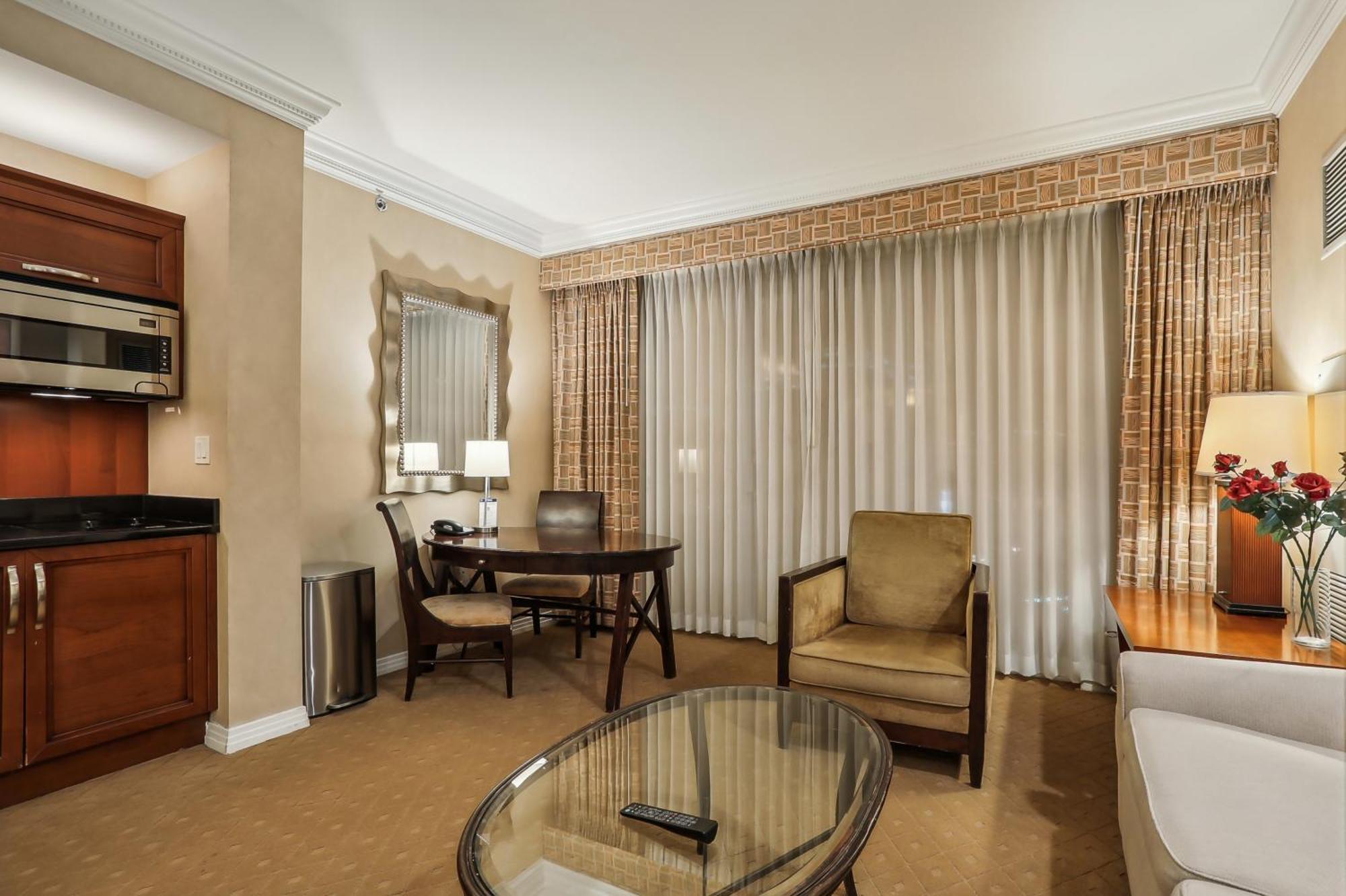 Mgm Signature Deluxe Balcony Strip View Suite Las Vegas Bagian luar foto